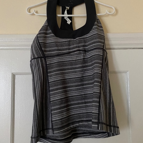 Lululemon Scoop Neck Tank Top Shelf Bra Racerback Grey Size 12 - Picture 1 of 4